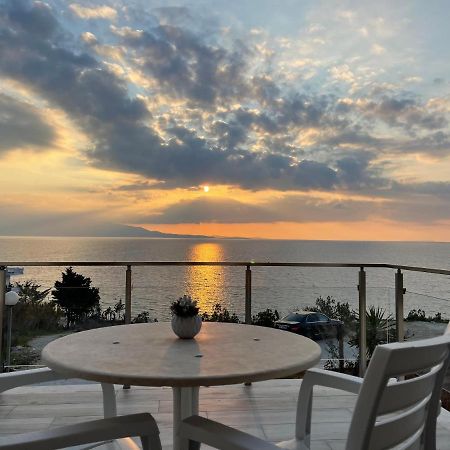 Wave Apartments Saranda Luaran gambar