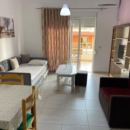 Wave Apartments Saranda Luaran gambar