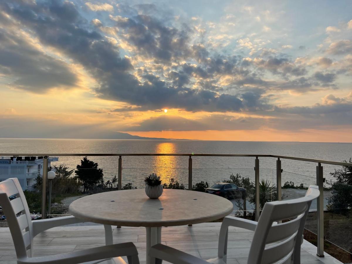 Wave Apartments Saranda Luaran gambar