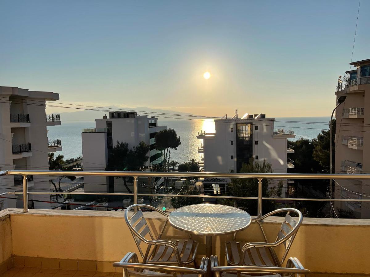 Wave Apartments Saranda Luaran gambar