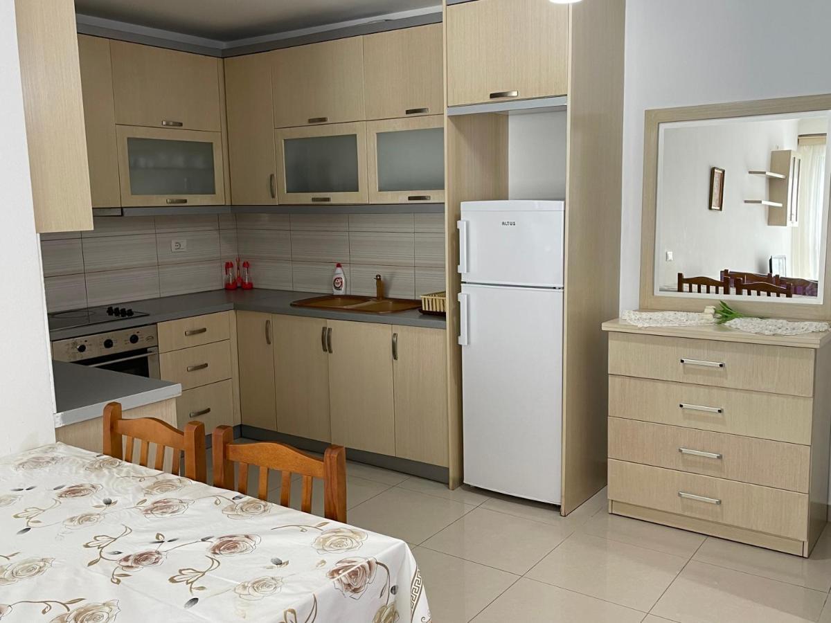Wave Apartments Saranda Luaran gambar
