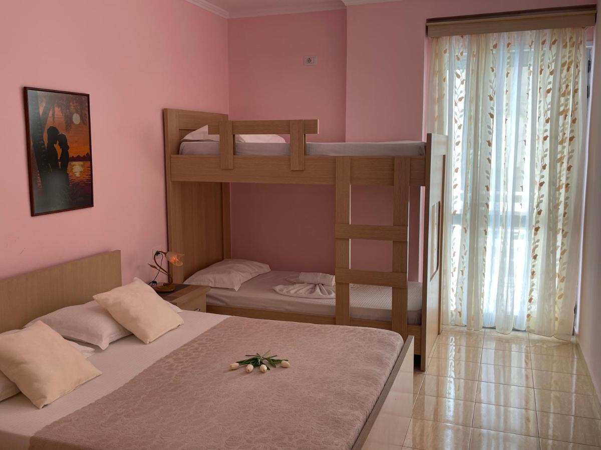 Wave Apartments Saranda Luaran gambar