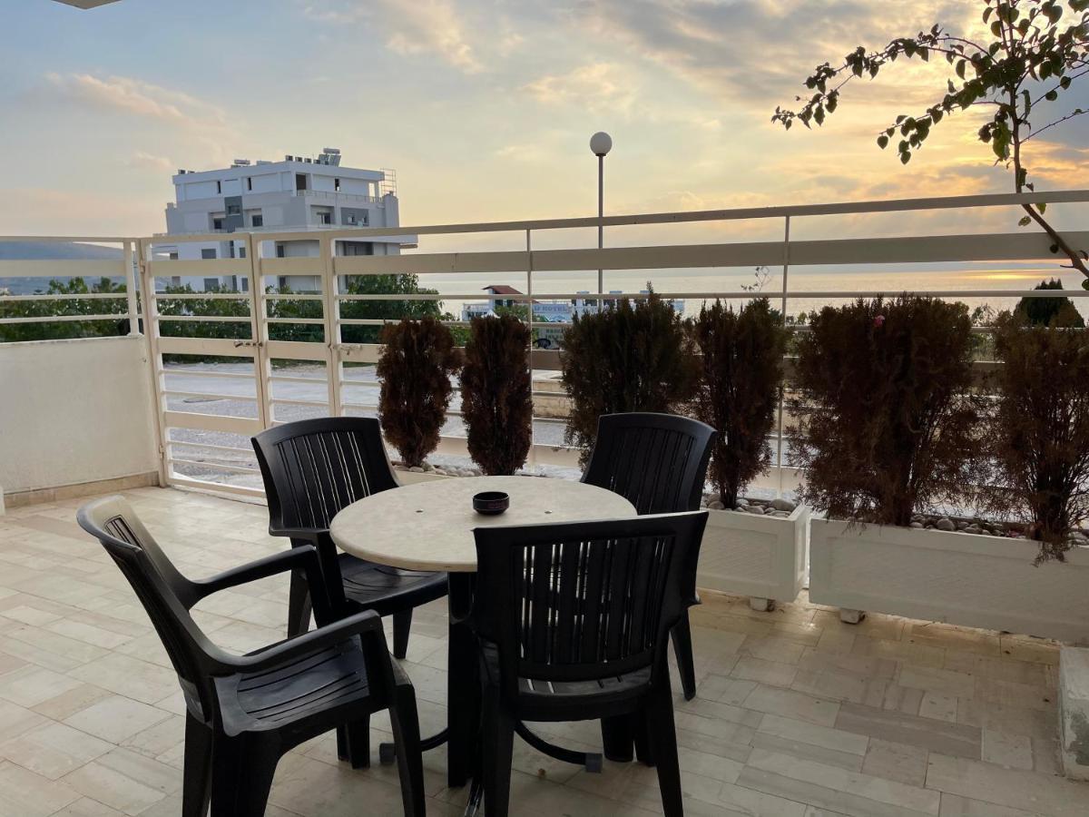 Wave Apartments Saranda Luaran gambar