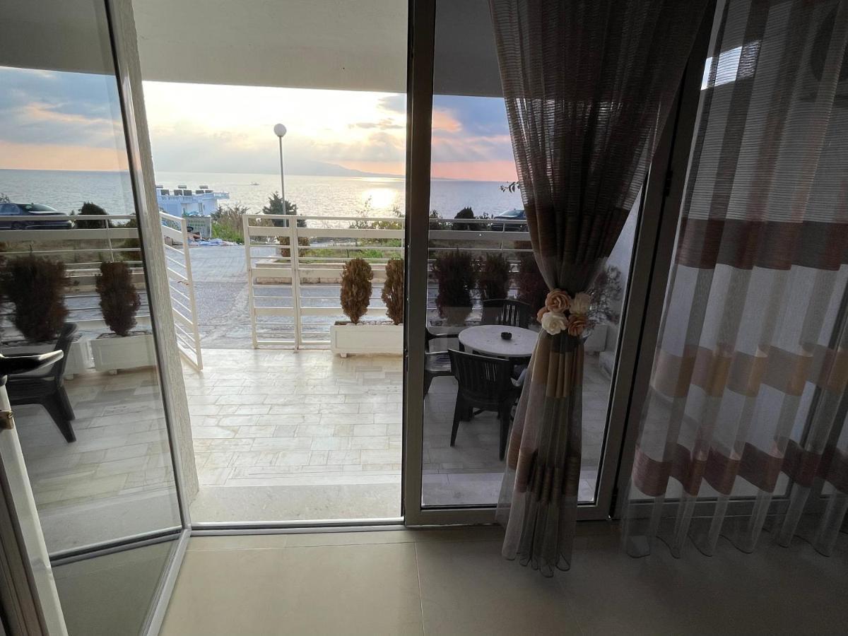 Wave Apartments Saranda Luaran gambar