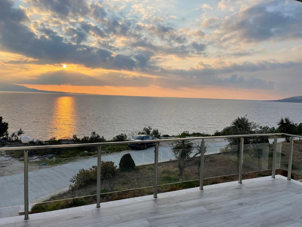 Wave Apartments Saranda Luaran gambar