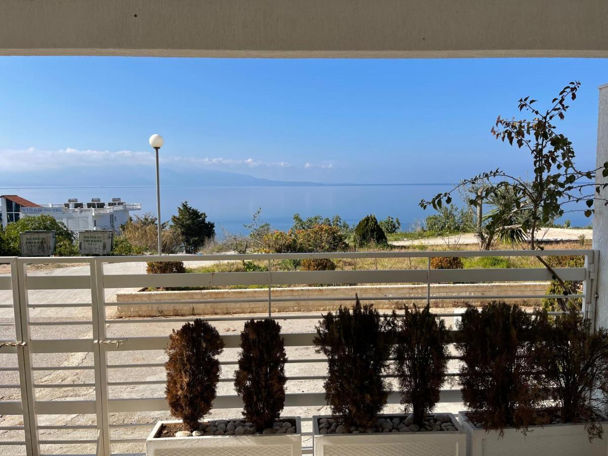 Wave Apartments Saranda Luaran gambar