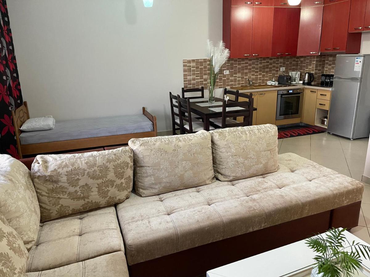 Wave Apartments Saranda Luaran gambar