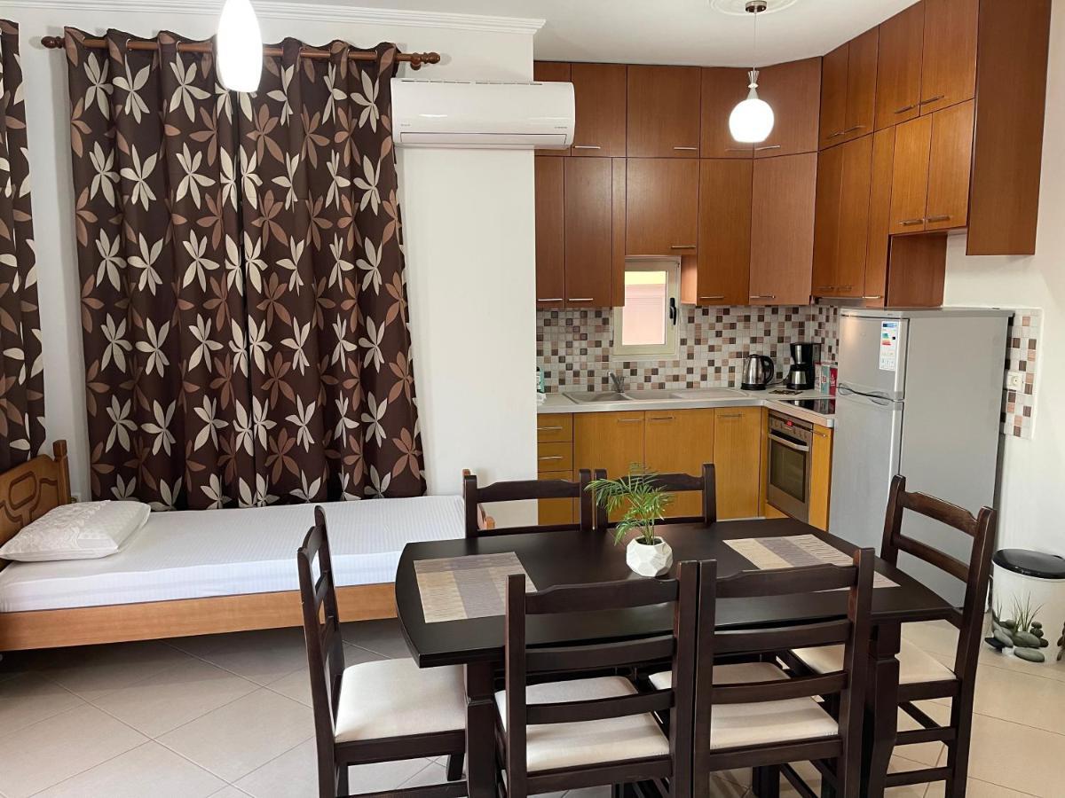 Wave Apartments Saranda Luaran gambar