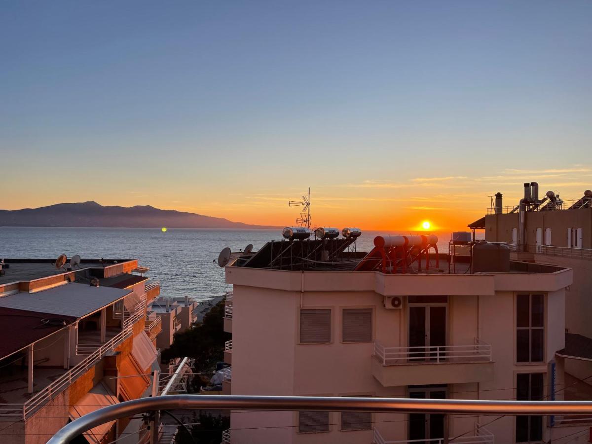 Wave Apartments Saranda Luaran gambar